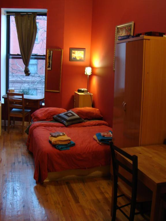 نيو يورك Harlem Bed And Breakfast الغرفة الصورة